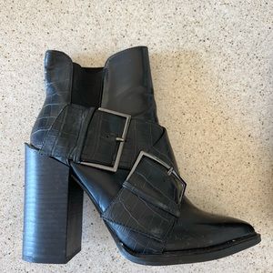 Zara booties with snakeskin bow detail